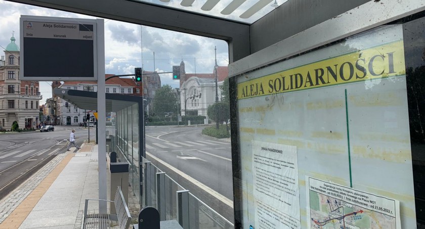 Przystanek Aleja Solidarności w Toruniu. Fot. Archiwum Oto Toruń