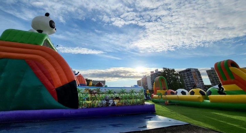 Dmuchany Park Rozrywki w Toruniu
