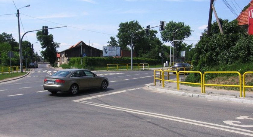 Skrzyżowanie DK 10  w Lubiczu, fot główne: Starostwo Powiatowe w Toruniu, zdjęcia w galerii: GDDKiA