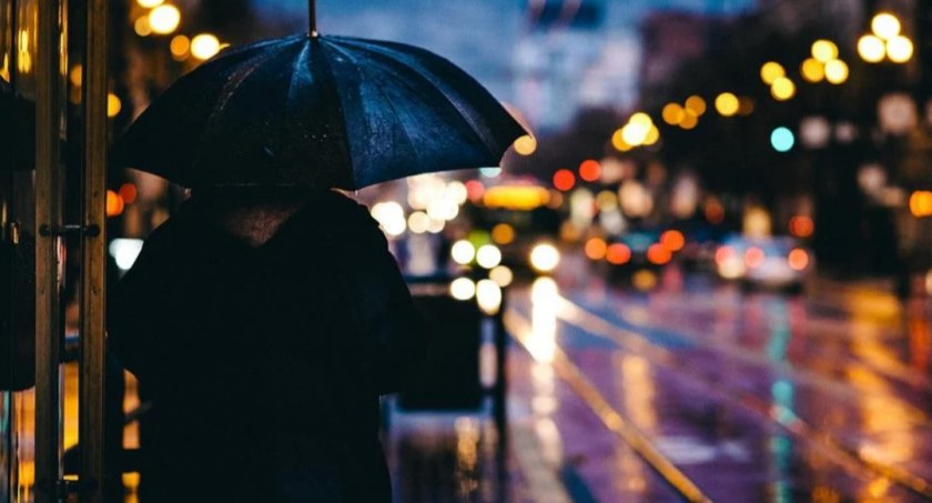Jak zapowiadają synoptycy, po południu i wieczorem przydadzą się parasole, fot. pixabay.