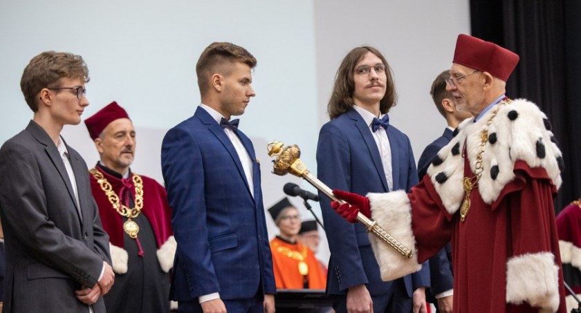 Inauguracja roku akademickiego, Uniwersytet Mikołaja Kopernika, fot. Mikołaj Kuras dla UMWKP