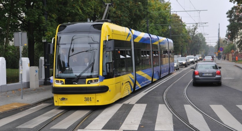 Drastyczne podwyżki za prąd wymuszają zaciskanie pasa, fot. UM Toruń.