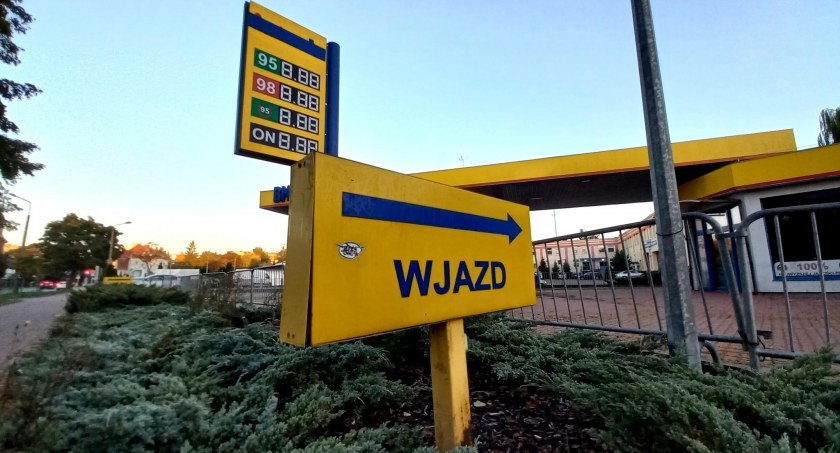Stacja beznzynowa przy ul. Lelewela 9 w Toruniu, fot. Własne oraz Centrum Wsparcia Biznesu w Toruniu