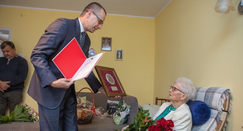 Setny jubileusz Genowefy Czech, fot. Mikołaj Kuras dla UMWKP