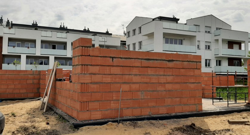 Budowa realizowana przez wyjatkowedomy.pl, fot. wyjątkowedomy.pl