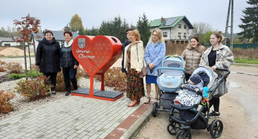 Serce na nakrętki w Głogowie, fot. UG Obrowo