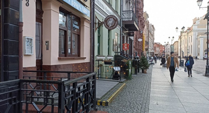 Sowa przy Rynku Staromiejskim 4, fot. Bartosz Fryckowiski/Oto Toruń