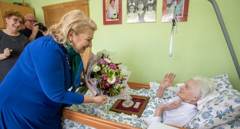Medal Unitas Durat dla Stefanii Kołodziejskiej, fot. Mikołaj Kuras dla UMWKP
