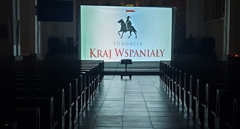 Wnętrze kościoła p.w Św. Józefa w Toruniu, fot. Fundacja Kraj Wspaniały