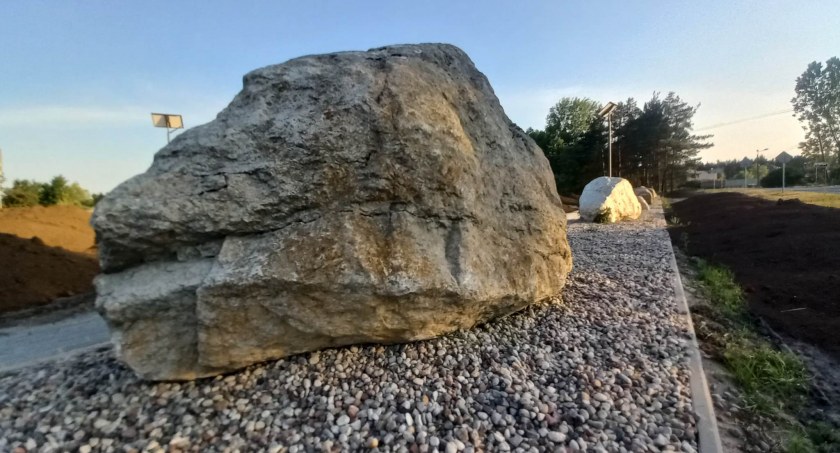 Głazy przygotowane w Lapidarium Młynieckim, fot. ototorun.pl