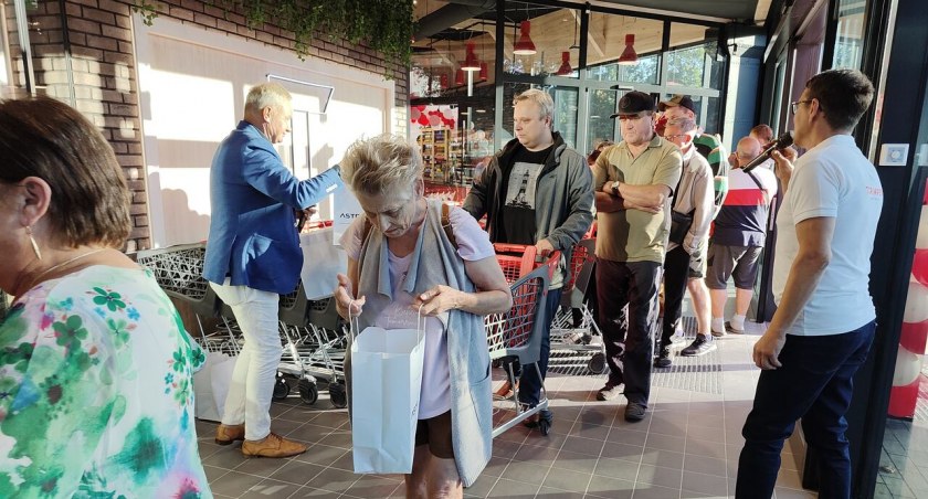 Otwarcie sklepu sieci Torimpex w Toruniu, fot Torimpex oraz Centrum Wsparcia Biznesu w Toruniu