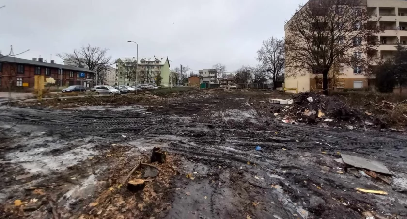 Teren przy ul. Podgórnej i Wiązowej w Toruniu, fot. ototorun.pl oraz Marrow