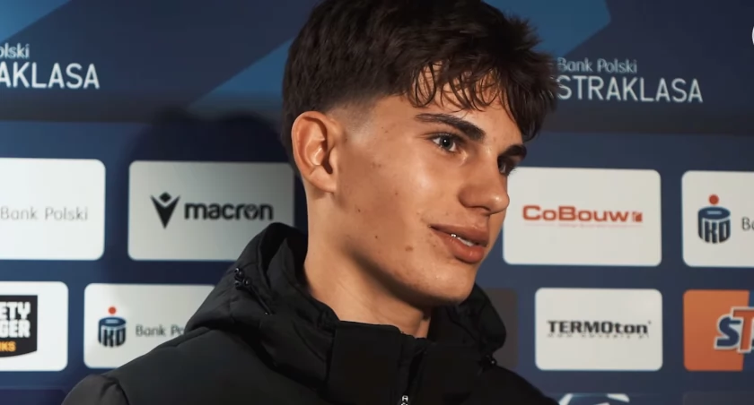Paweł Kwiatkowski po debiucie w PKO BP Ekstraklasie, Fot. kadr z materiału Widzew TV na YouTube