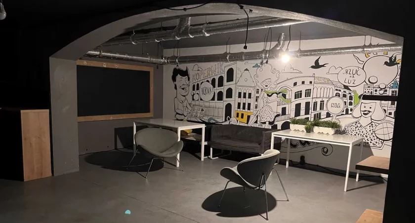 Hostel na Dworcu Głównym PKP w Toruniu, fot. OLX