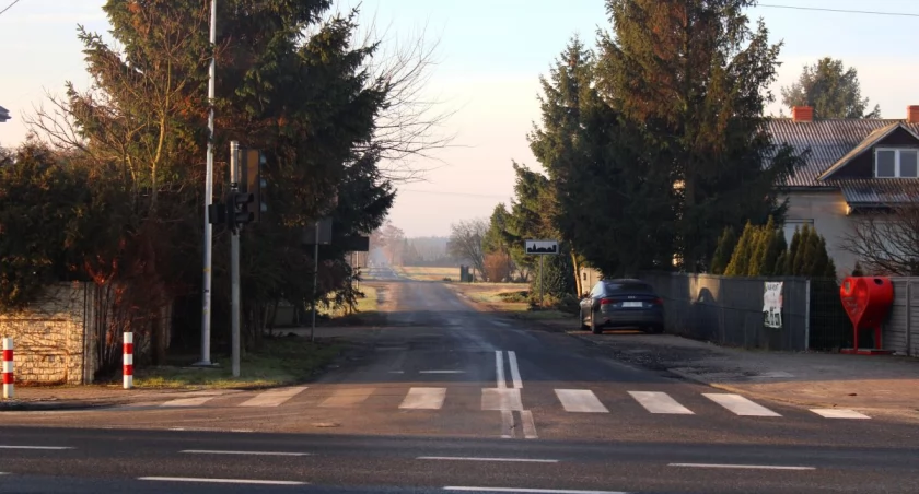 Początek drogi w Kawęczynie w gminie Obrowo, fot. UG Obrowo