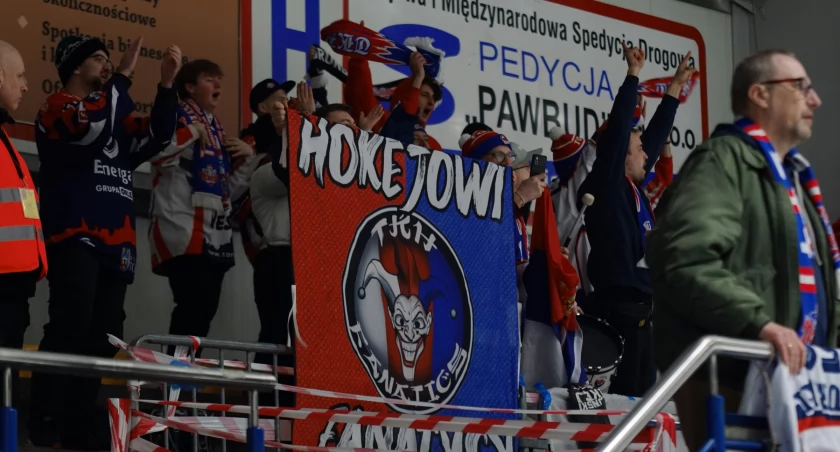 Kibice na meczu JKH GKS Jastrzębie - KH Energa Toruń, fot. Krzysztof Baran