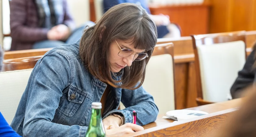 Dyktando w Urzędzie Marszałkowskim, fot. Andrzej Goiński/UMWKP
