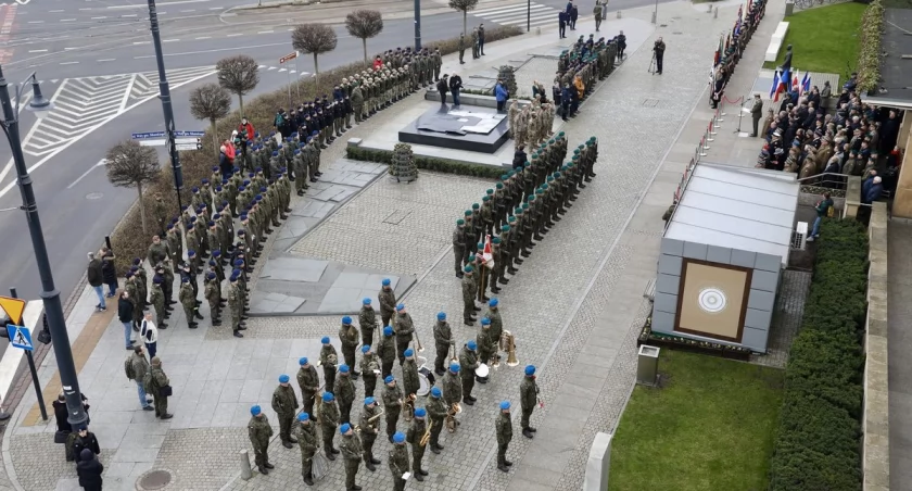 Bydgoskie obchody ćwierćwiecza Polski w NATO, fot, Tomasz Czachorowski dla UMWKP