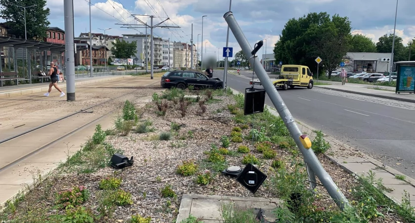 Wypadek na skrzyżowaniu Szosy Chełmińskiej z ul. Bema, fot. ototorun.pl
