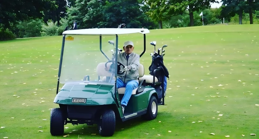 Pan Czesław Romankiewicz podczas turnieju w wieku 97 lat, fot. Tatfort