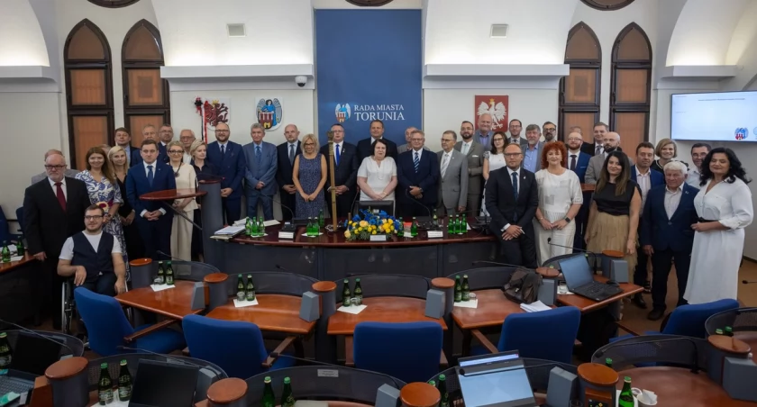 Sesja Rady Miasta Torunia, 17 lipca 2024 r., fot. Mikołaj Kuras dla UMWKP
