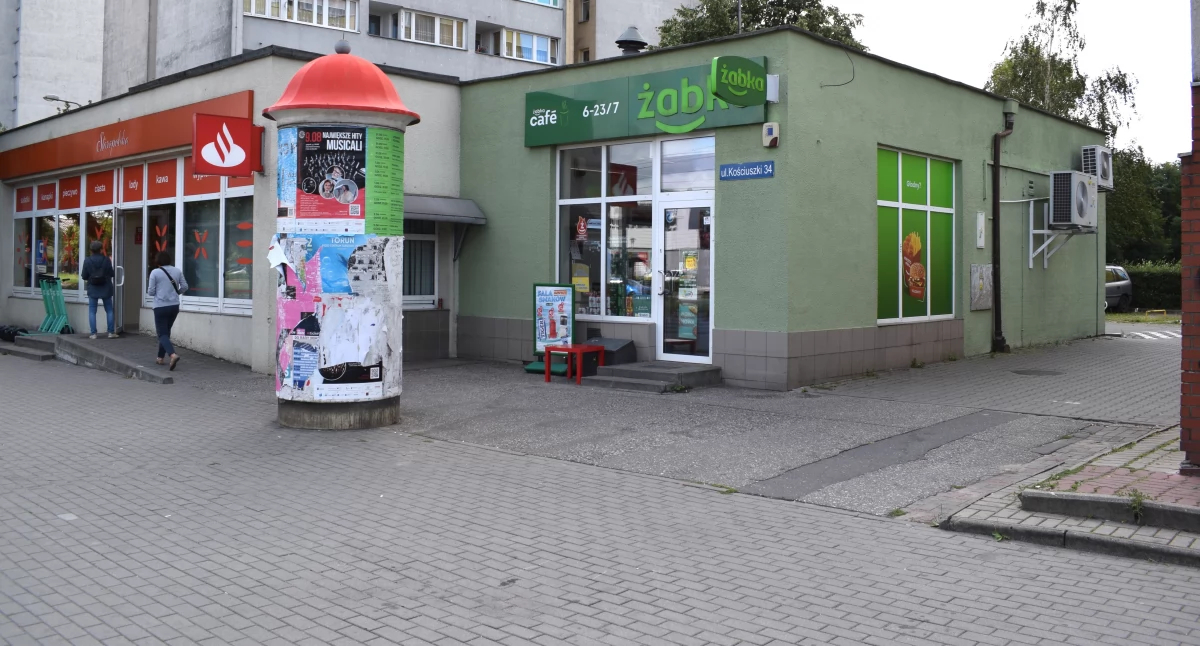 Żabka przy ul. Kościuszki w Toruniu, fot. Bartosz Fryckowski / ototorun.pl