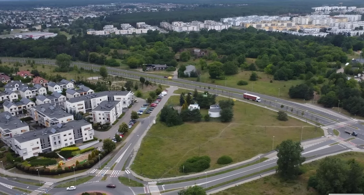 Działka pod budownictwo wielorodzinne przy ul. Fortecznej 1-3 w Toruniu, fot. Centrum Wsparcia Biznesu w Toruniu