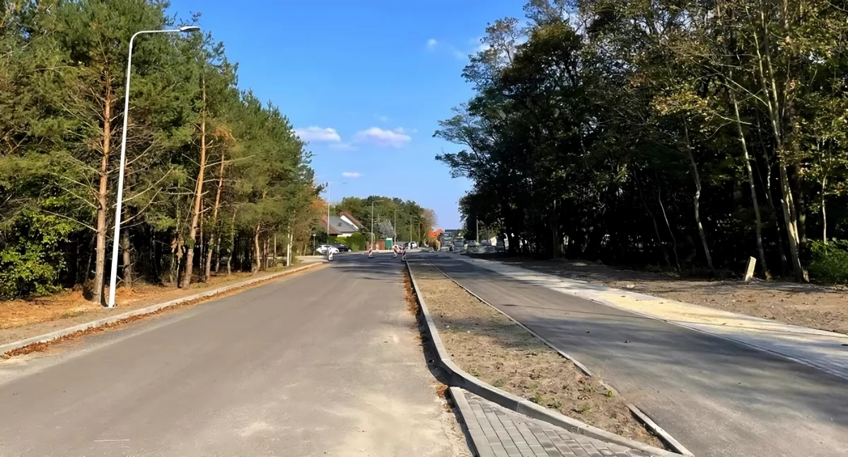 Prace przy rozbudowie ul. Łącznej w lewobrzeżnej części Torunia, fot. Piotr Kurasz / MZD Toruń