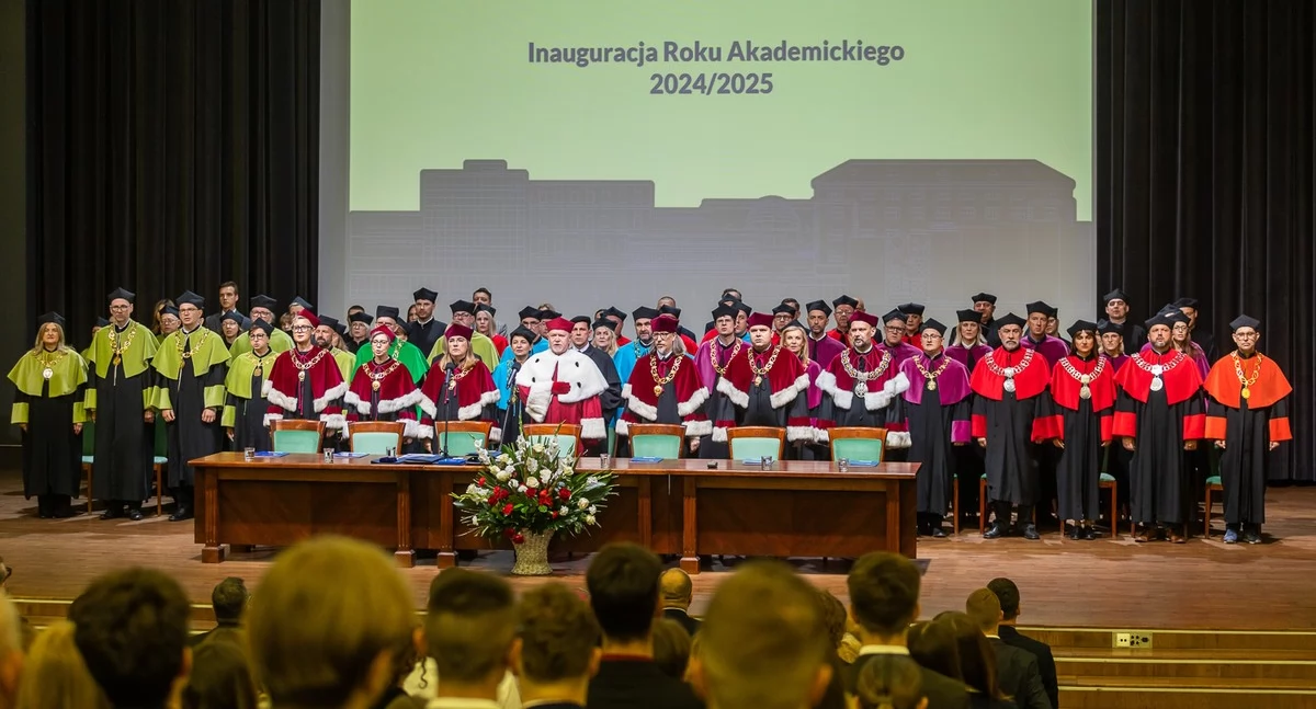 Inauguracja roku akademickiego na UMK, fot. Szymon Zdziebło/tarantoga.pl dla UMWKP