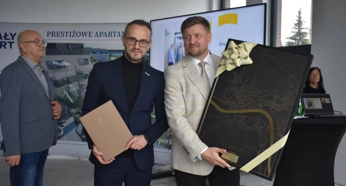Oficjalna prezentacja nowej siedziby firmy Dźwig Polska w Toruniu, fot. Centrum Wsparcia Biznesu w Toruniu