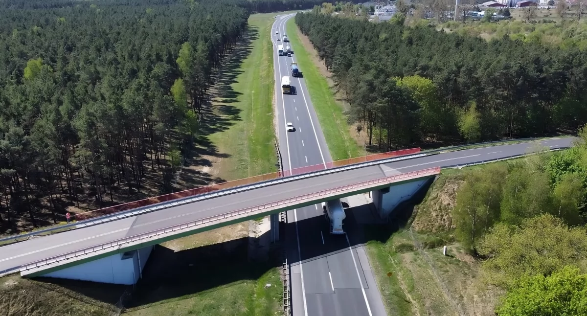 Wiadukt nad drogą S10, fot. GDDKiA