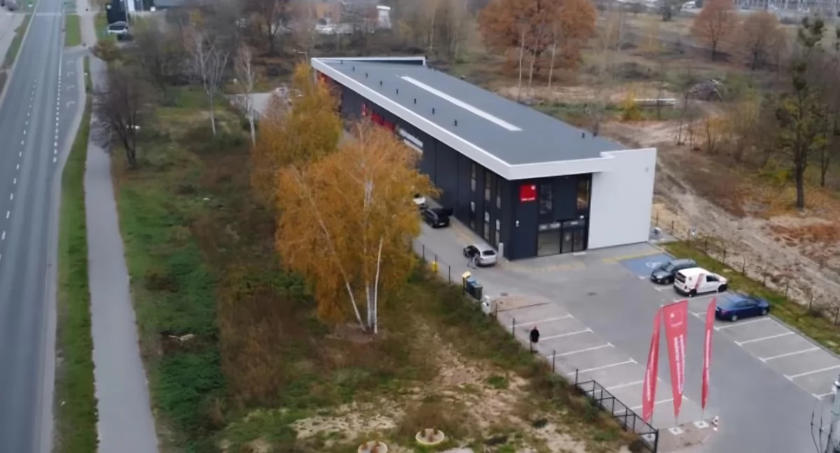 Sklep i magazyn Auto Land w Toruniu, fot. Centrum Wsparcia Biznesu w Toruniu
