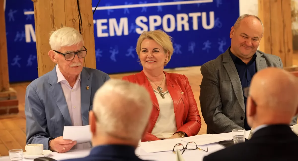 Mariola Soczyńska (w środku) przez 24 lata pracowała w Urzędzie Miasta Torunia, fot. UM Toruń