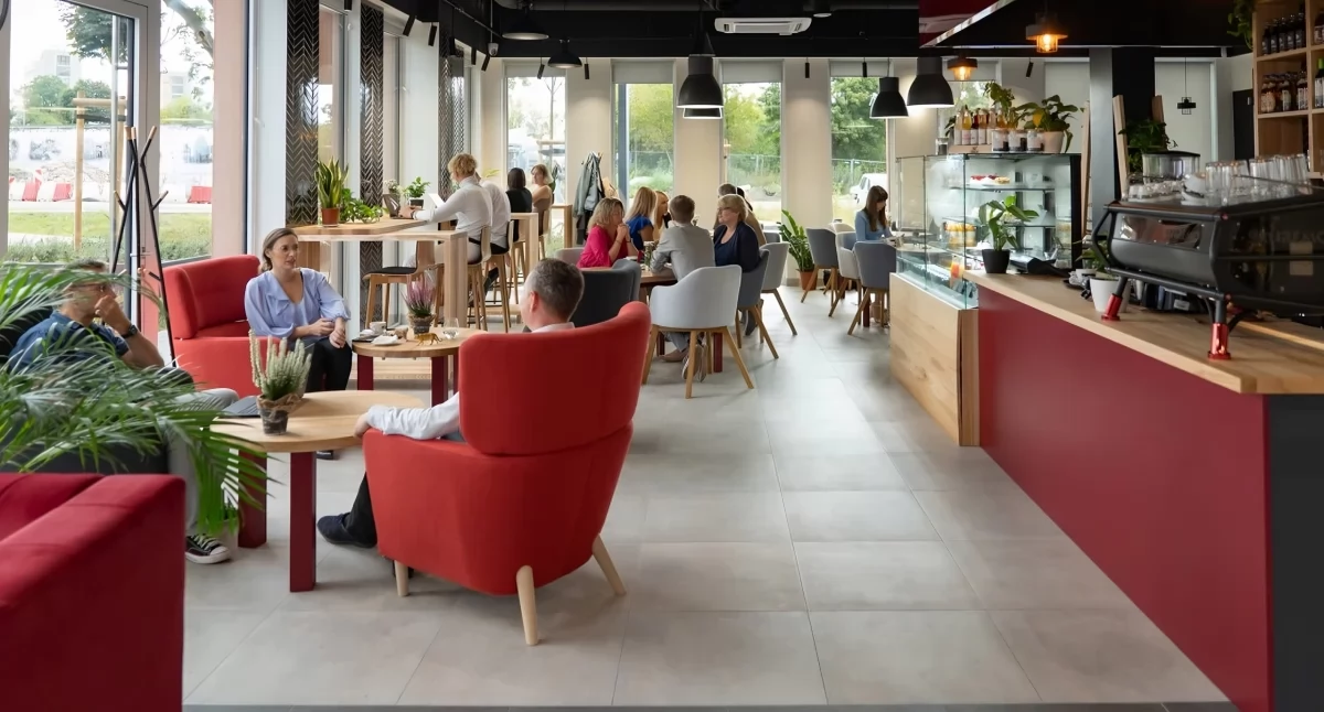 Nicolaus Bank Cafe przy ul. Sportowej w Toruniu, fot. Nicolaus Bank