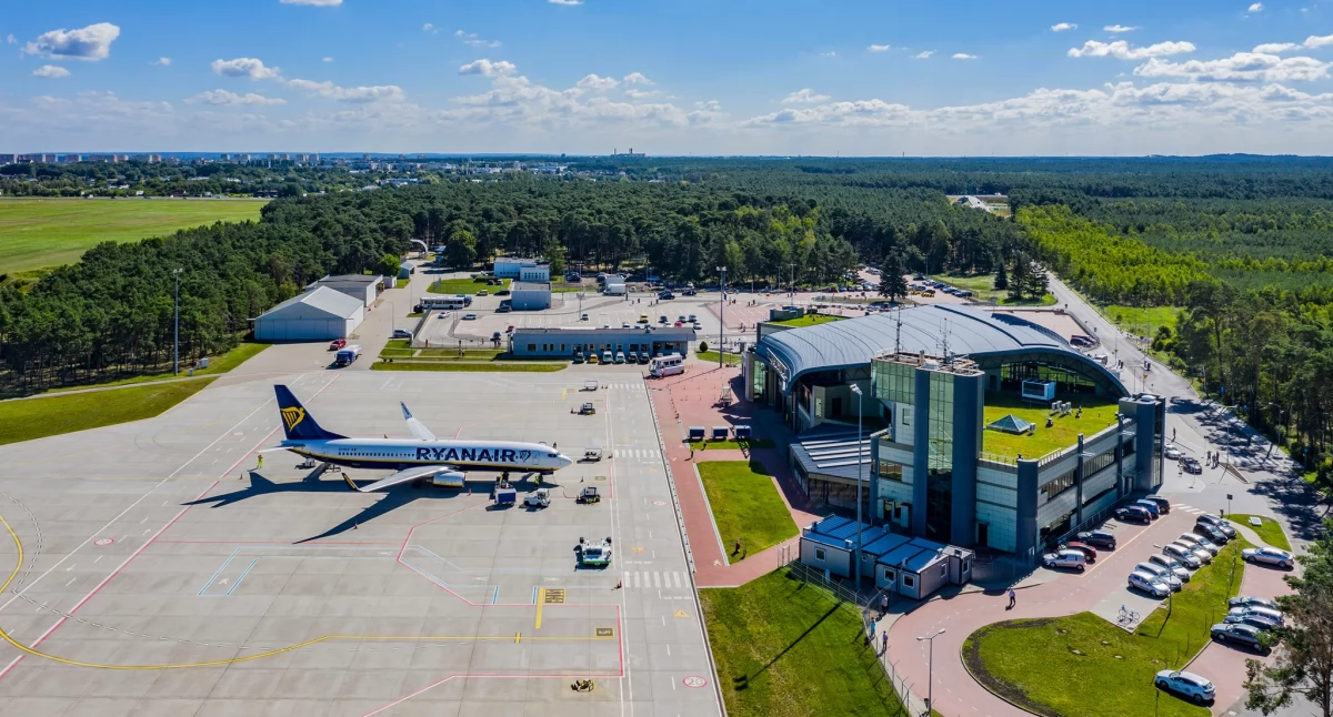 Fot. BZG - Port Lotniczy Bydgoszcz oraz Tomasz Czachorowski/eventphoto dla UMWKP