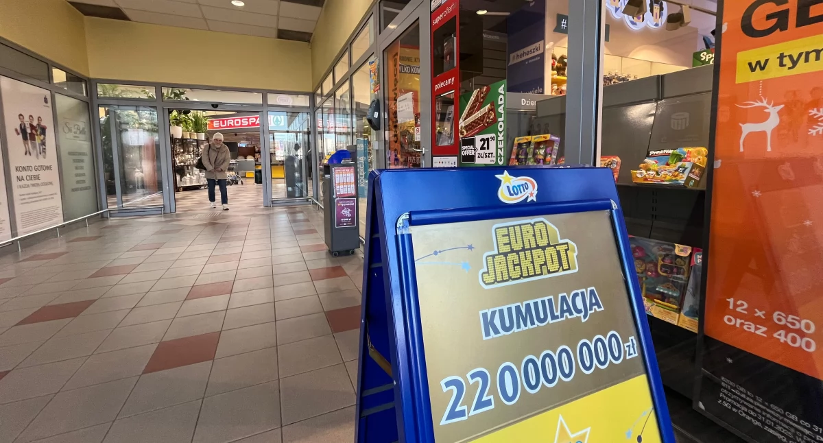 Kolektura LOTTO przy ul. Legionów 216F w Toruniu, fot. Bartosz Fryckowski / ototorun.pl