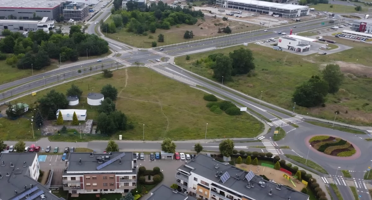 Teren przy ul. Fortecznej 1-3 w Toruniu, fot. Centrum Wsparcia Biznesu