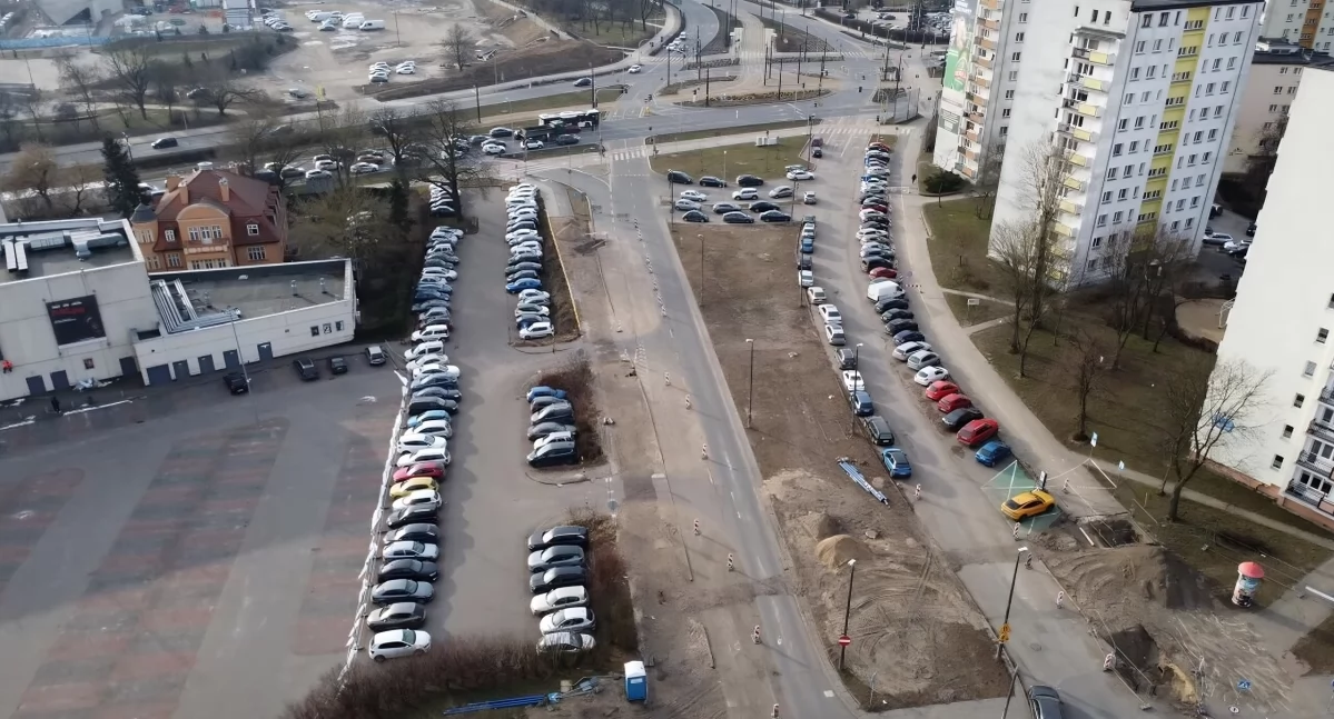 Odcinek budowy Trasy Staromostowej w Toruniu, fot. Bartosz Fryckowski / ototorun.pl, grafiki w galerii: MZD Toruń