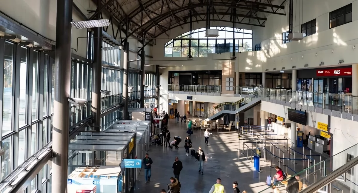 Terminal Portu Lotniczego w Bydgoszczy, fot. Port Lotniczy Bydgoszcz, zdjęcia w galerii: FLYtransfer