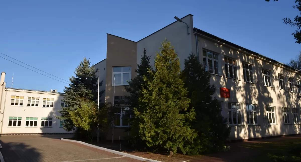 Zespół Szkół w Dobrzejewicach, fot. UG Obrowo, zdjęcia w galerii: NFOSiGW
