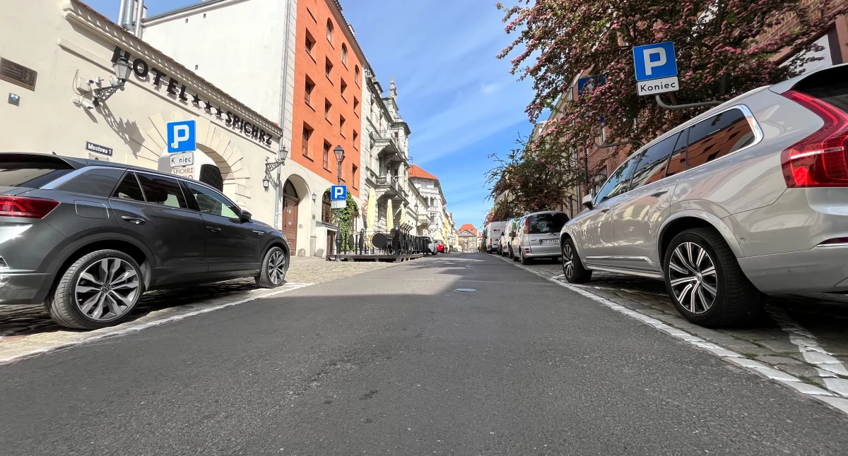 Ulica Mostowa w Toruniu, fot. Bartosz Fryckowski / ototorun.pl