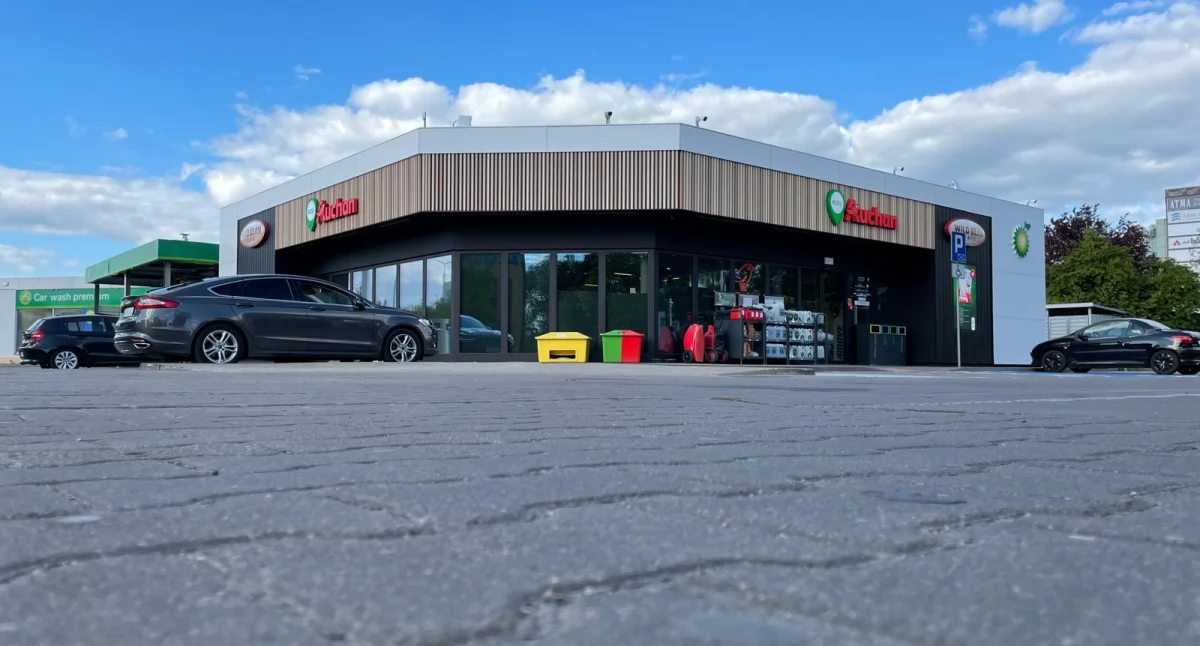 Easy Auchan przy ul. Grudziądzkiej w Toruniu, fot. ototorun.pl