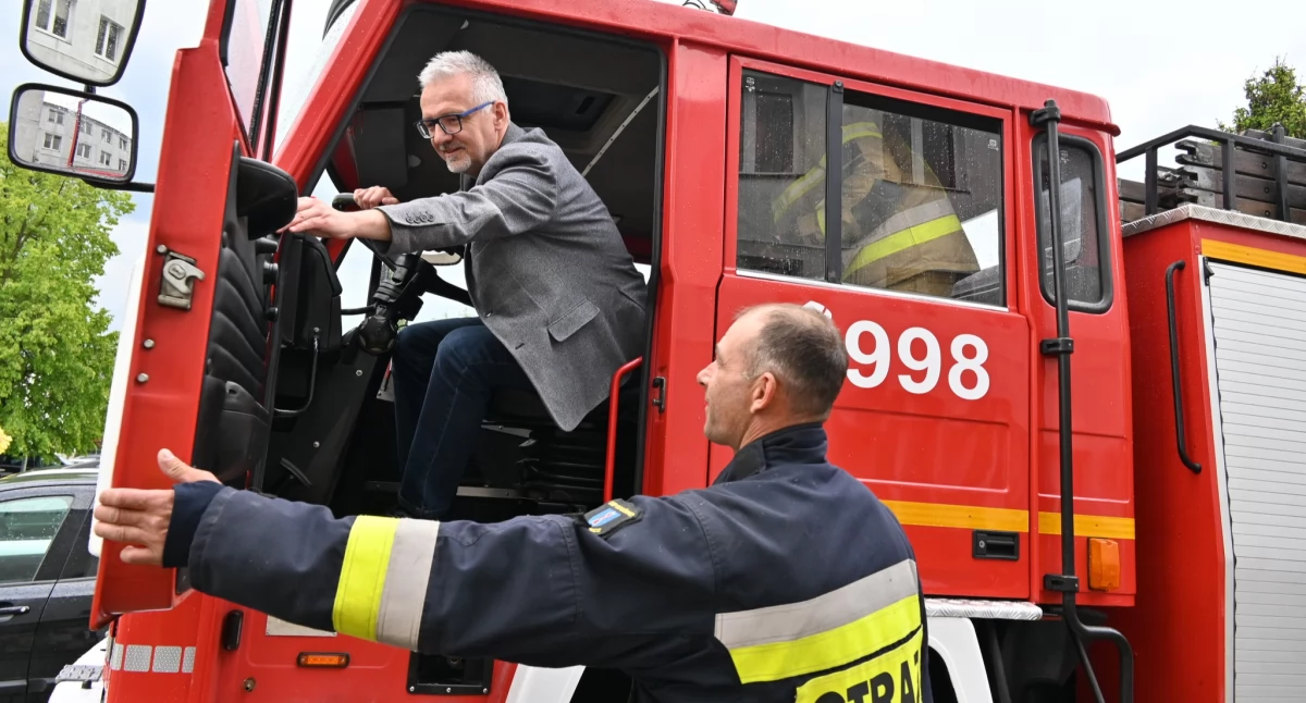 Nowy wóz strażaków z OSP Rogówko, fot. UG Lubicz