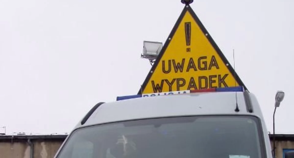 Wypadki, Wypadek ciężarówek trasie Toruń Bydgoszcz Wprowadzono wahadłowy - zdjęcie, fotografia