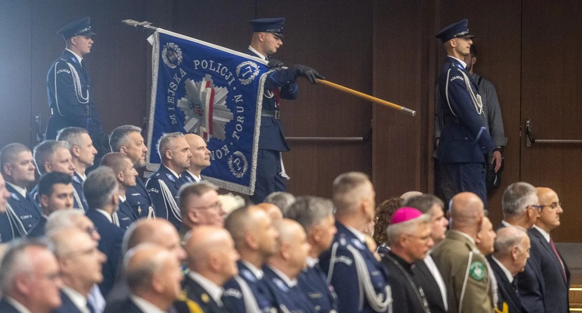 Uroczyste spotkanie z okazji Święta Policji, fot. Szymon Zdziebło/tarantoga dla UMK
