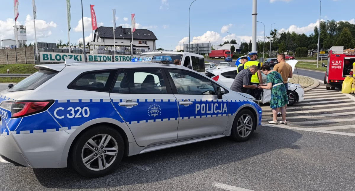 Wypadek w Lubiczu Dolnym pod Toruniem, fot. nadesłane
