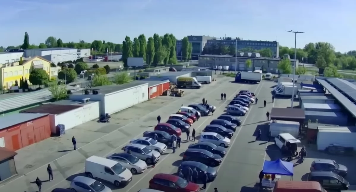 Giełda motoryzacyjna w Toruniu, fot. Giełda Motoryzacyjna Toruń / facebook.com