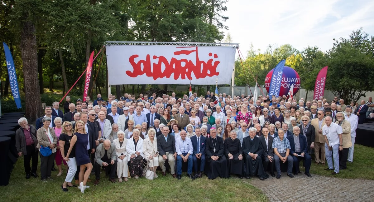 Uroczyste spotkanie w Przysieku, fot. Mikołaj Kuras dla UMWKP