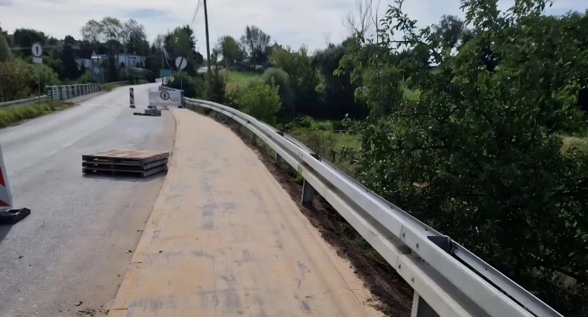 Budowa ścieżki rowerowej pod Toruniem, fot. Powiatowy Zarząd Dróg