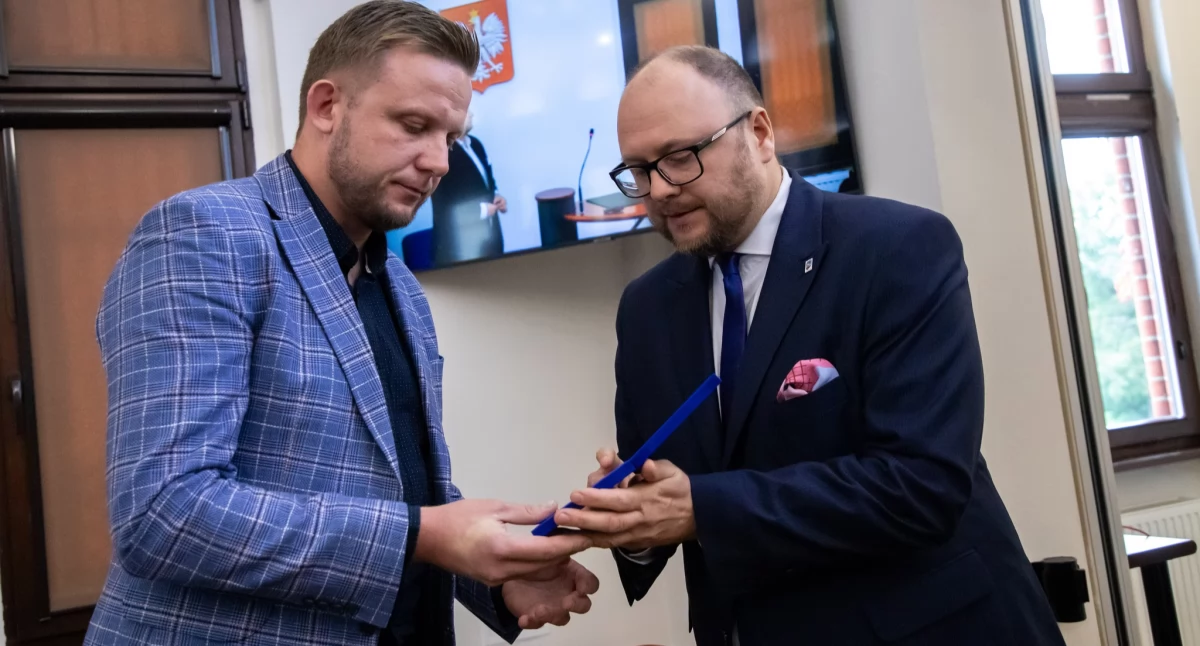Pan Błażej i prezydent Paweł Gulewski, fot. Agnieszka Bielecka / UM Toruń. Zdjęcia w galerii: fot. Bartosz Fryckowski / ototorun.pl